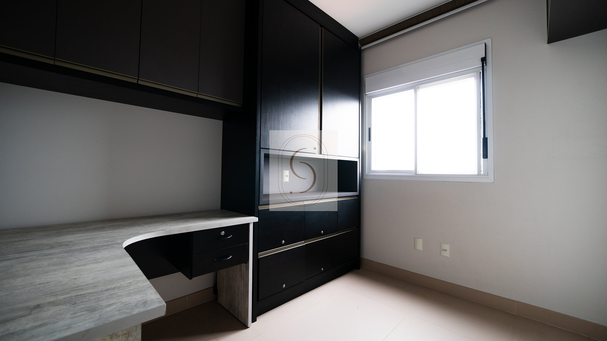 Apartamento com 3 quartos, 1 suíte em Araranguá