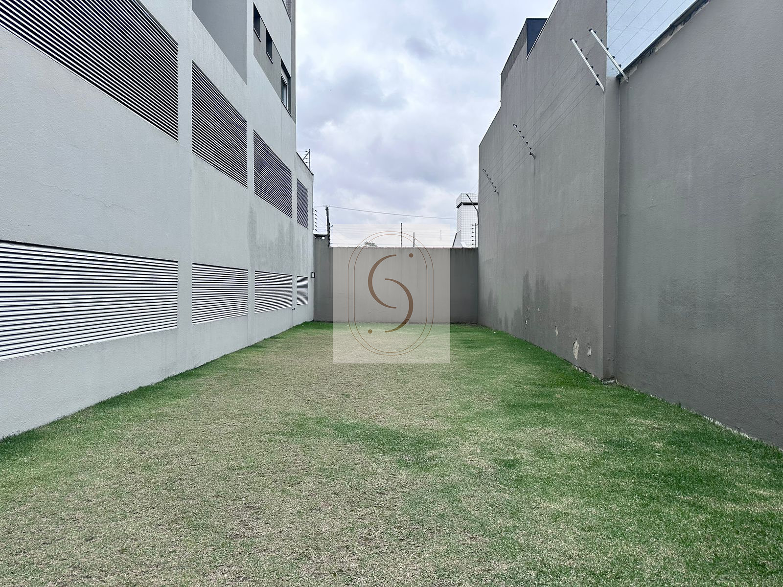 Apartamento com 3 quartos, 1 suíte em Araranguá