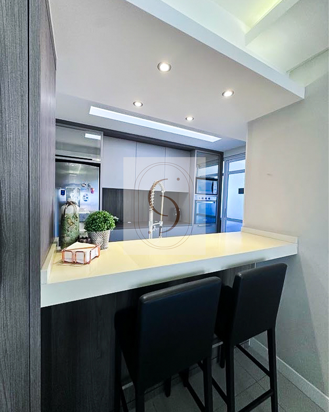 Apartamento com 3 dormitórios sendo uma suíte, 134 m², no Centro de Araranguá/SC
