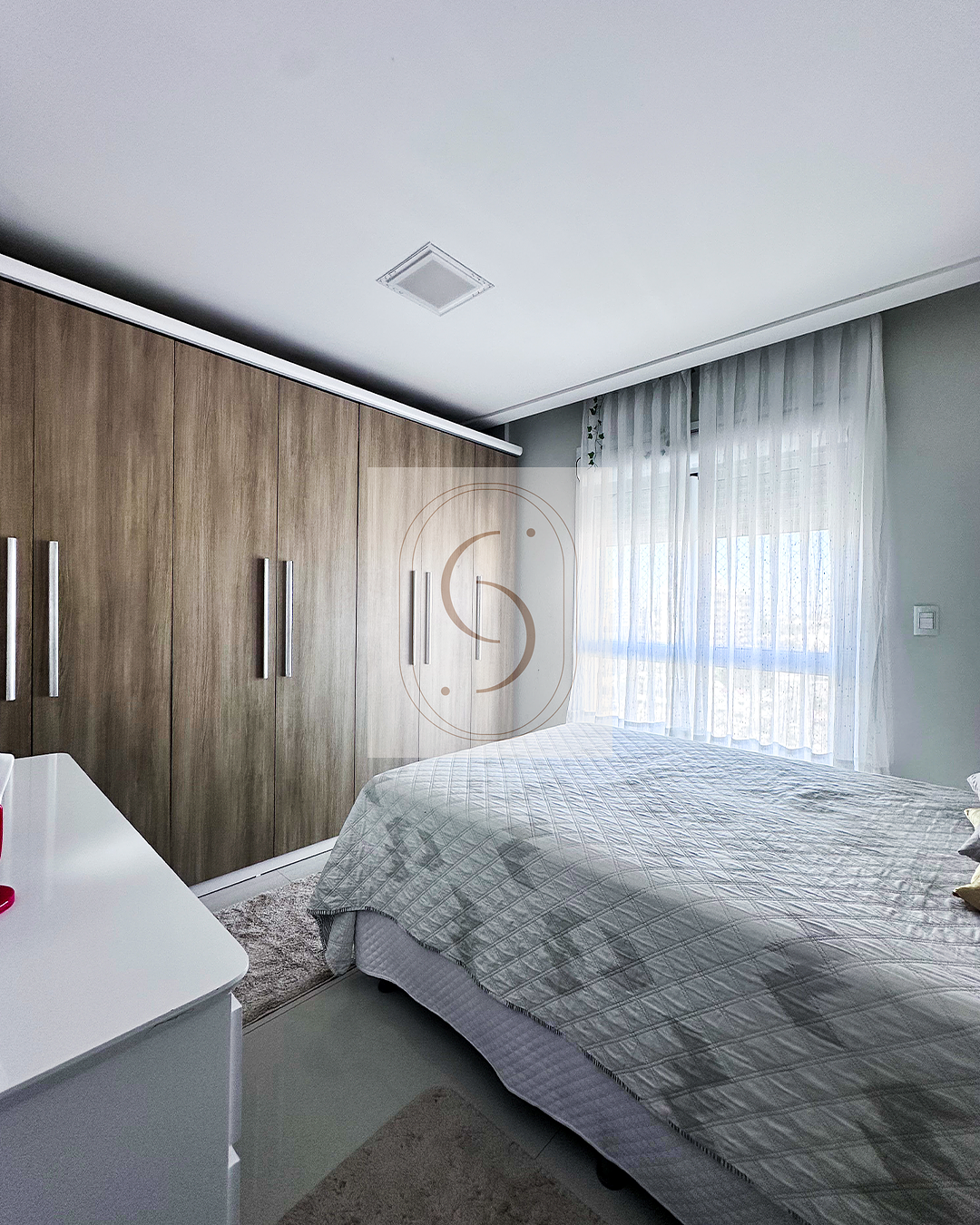 Apartamento com 3 dormitórios sendo uma suíte, 134 m², no Centro de Araranguá/SC