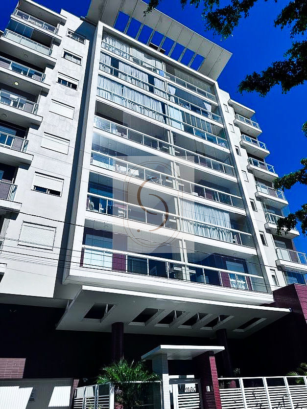 Apartamento com 3 dormitórios sendo uma suíte, 134 m², no Centro de Araranguá/SC