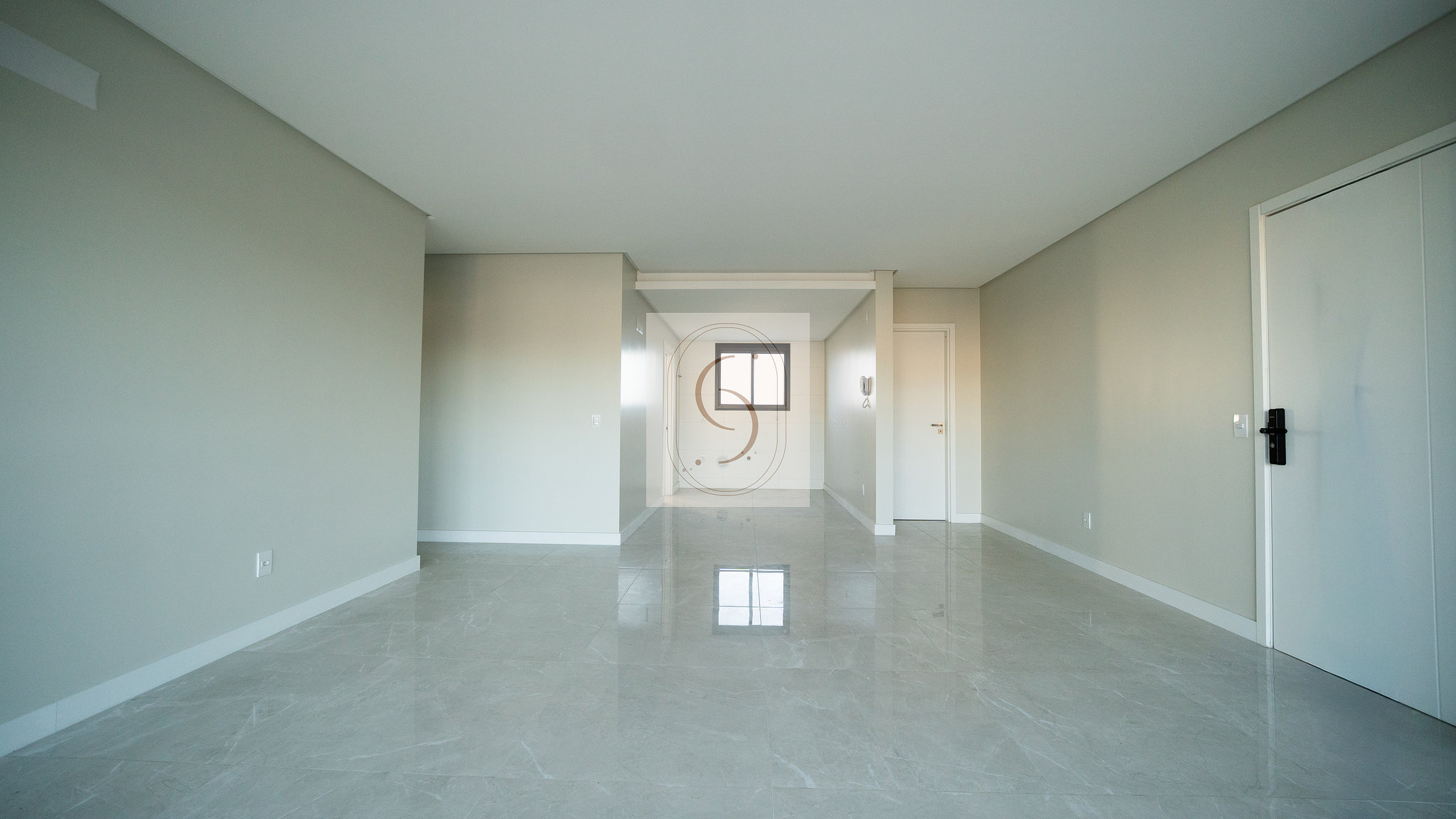 Apartamento Alto Padrão com 3 Suítes, 131 m² Privativos no Bairro Pio Corrêa em Criciúma.
