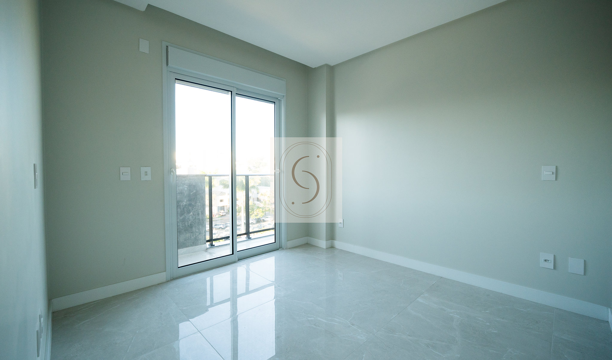 Apartamento Alto Padrão com 3 Suítes, 131 m² Privativos no Bairro Pio Corrêa em Criciúma.