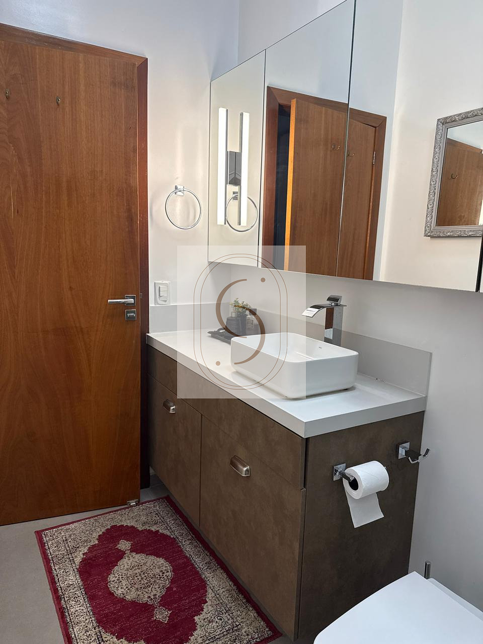 Casa com piscina em L, 3 quartos, 239 m² em Morro dos Conventos, Araranguá/SC