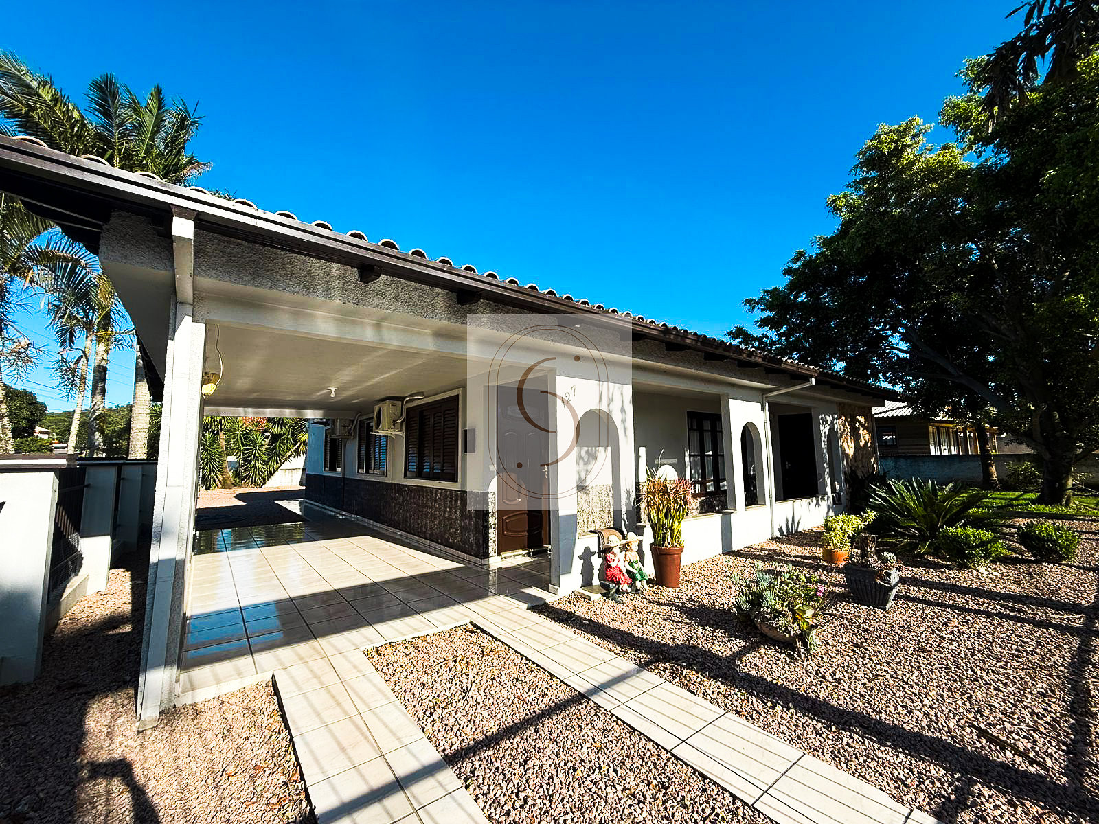 Casa com 4 dormitórios à venda 160 m² e terreno com 2 lotes no Centro de Maracajá