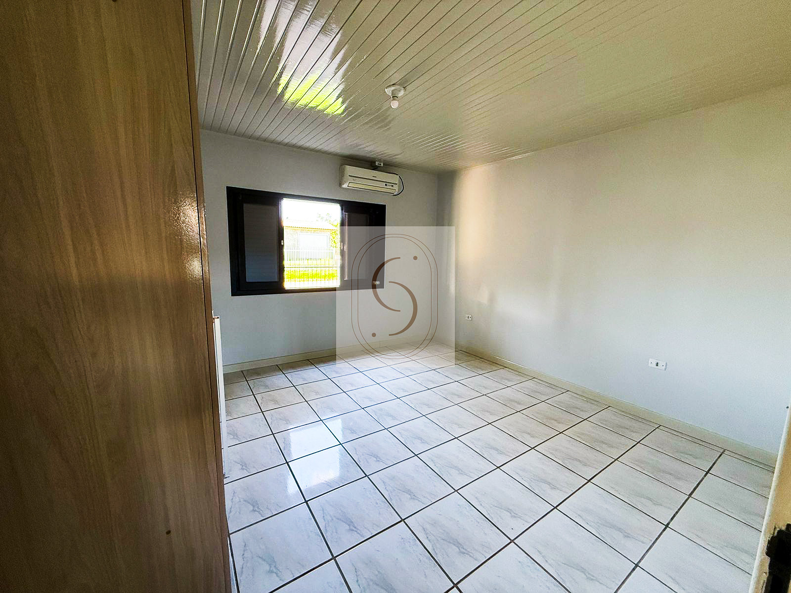 Casa com 4 dormitórios à venda 160 m² e terreno com 2 lotes no Centro de Maracajá
