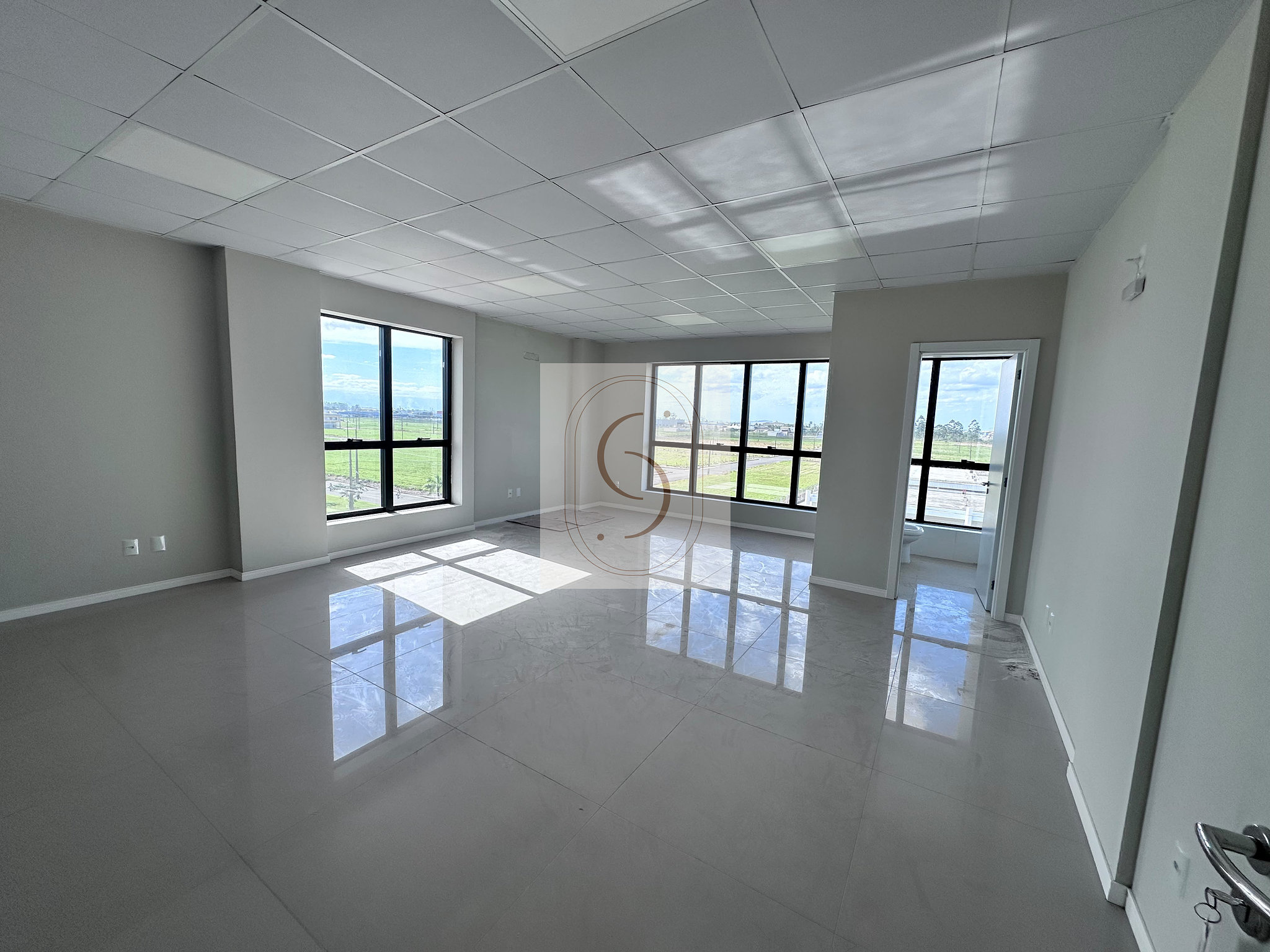 Sala Comercial à Venda no Eldorado Med Center em Araranguá